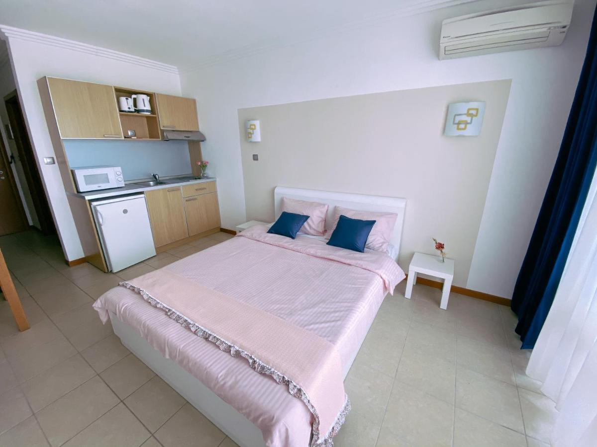 Exclusive Private Studios In The Emerald Complex Равда Екстериор снимка